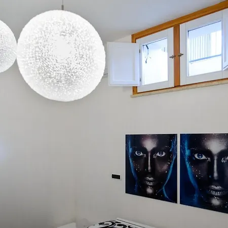 Vistamare Maison بيت ضيافة أغروبولي